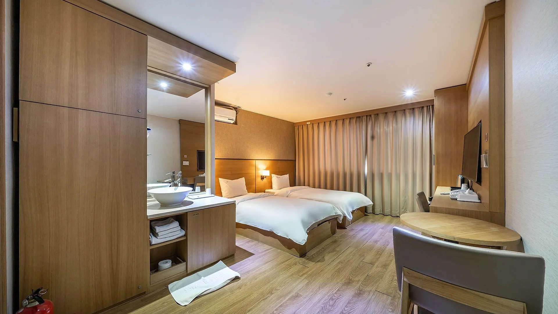 Incheon Wolmido Stellamaris Hotel
