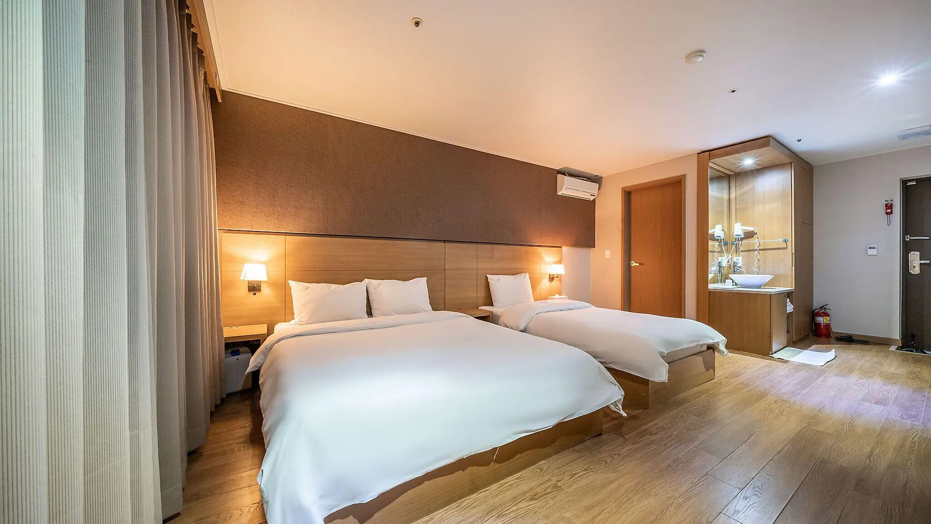 Incheon Wolmido Stellamaris Hotel
